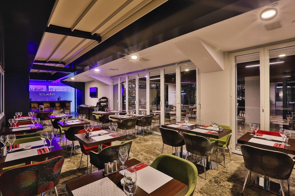 Business Life Hotel Provincia di Provincia di Istanbul Esterno foto